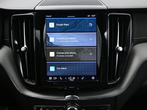 Used 2022 Volvo XC60 B6 R-Design w/ Protection Package Premier image 13