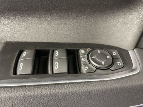 New 2025 GMC Sierra 2500 Denali w/ Denali Reserve Package image 24