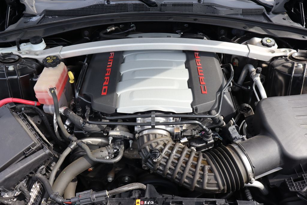Used 2022 Chevrolet Camaro SS RWD image 33