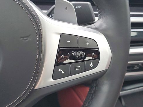 Used 2024 BMW X6 xDrive40i w/ Premium Package image 13