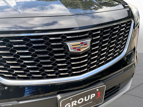 Used 2022 Cadillac XT4 Premium Luxury w/ Safety Alert Package AWD/4WD image 32