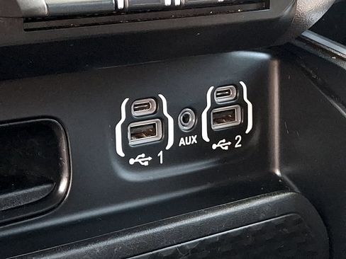 Used 2020 RAM 1500 Big Horn AWD/4WD image 25
