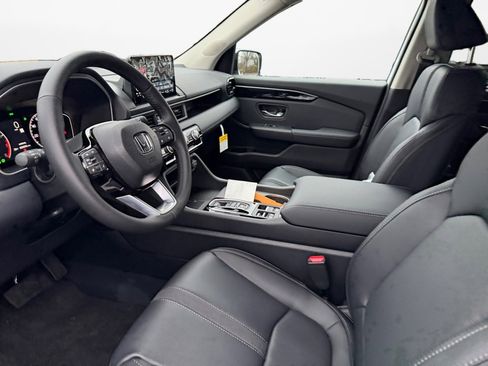 New 2025 Honda Pilot EX-L image 9