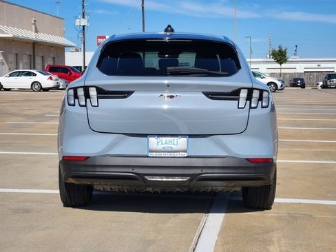 Used 2025 Ford Mustang Mach-E Premium image 6