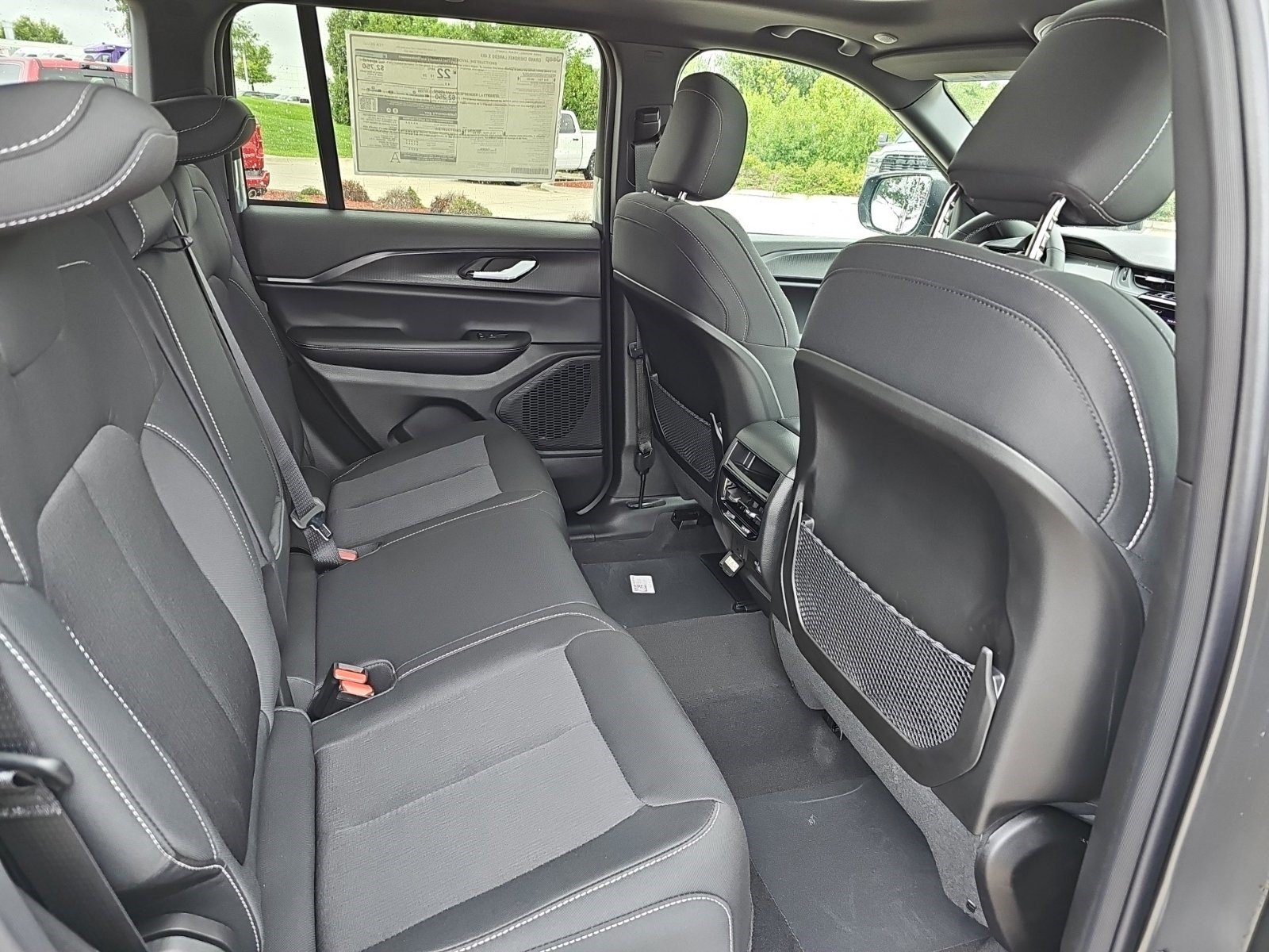 New 2026 Jeep Grand Cherokee Laredo X AWD/4WD image 15