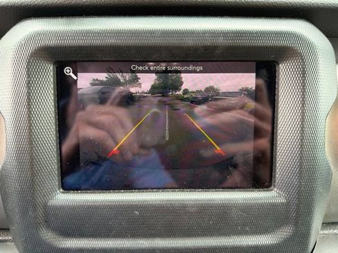 Used 2021 Jeep Gladiator Sport AWD/4WD image 24
