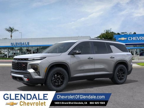 New 2026 Chevrolet Traverse Z71 w/ Enhanced Driving Package AWD/4WD image 2
