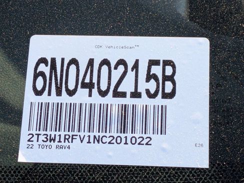 Used 2022 Toyota RAV4 XLE w/ Convenience Package FWD image 33