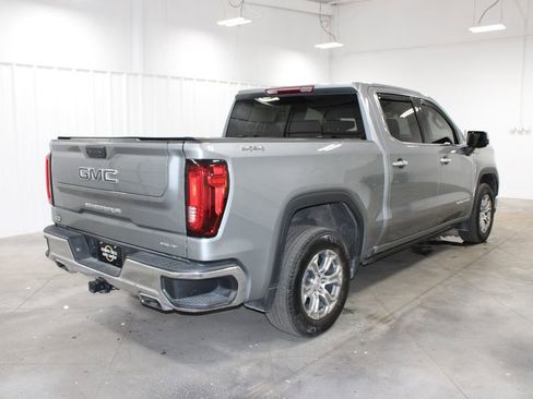 Used 2023 GMC Sierra 1500 SLT w/ SLT Convenience Package AWD/4WD image 9