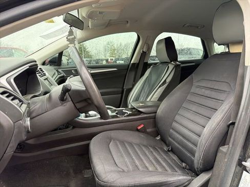 Used 2016 Ford Fusion SE image 21