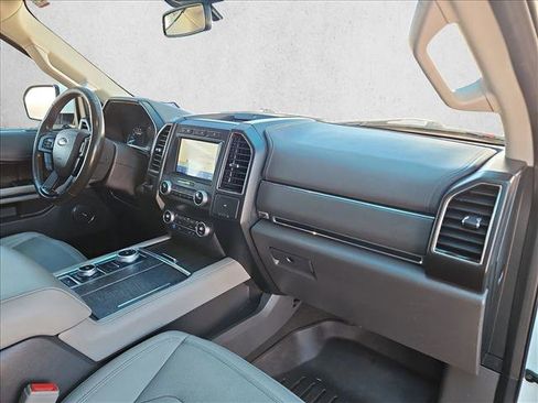 Used 2021 Ford Expedition Max Limited image 27