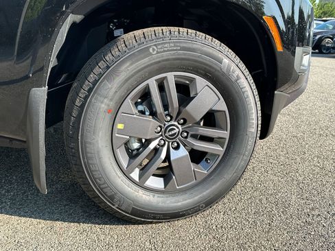 New 2026 Nissan Frontier SV w/ SV Convenience Package RWD image 5