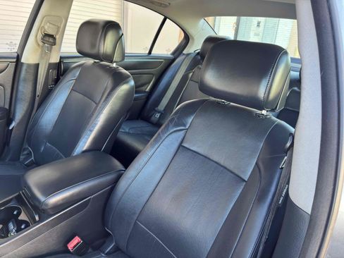 Used 2012 Hyundai Genesis 5.0 RWD image 34