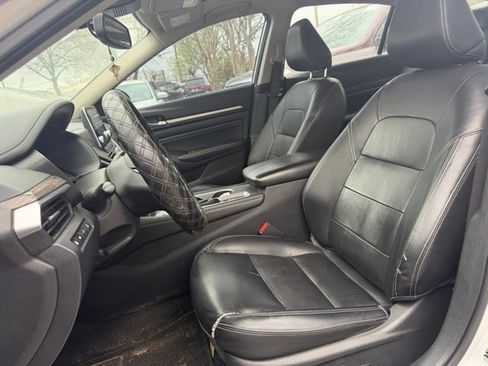 Used 2019 Nissan Altima 2.5 SL image 6