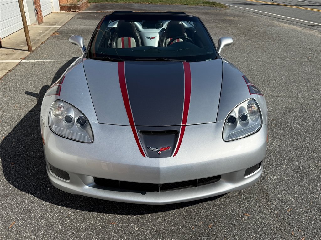 Used 2011 Chevrolet Corvette Grand Sport w/ Preferred Equipment Group RWD image 13