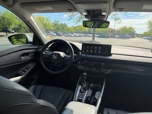 Used 2023 Honda Accord EX-L image 19
