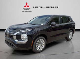 New 2026 Mitsubishi Outlander ES video 1