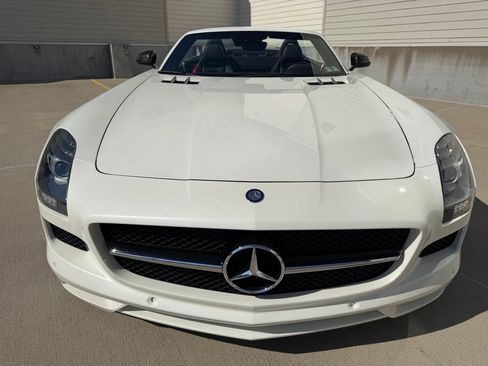 Used 2014 Mercedes-Benz SLS AMG GT Roadster image 8