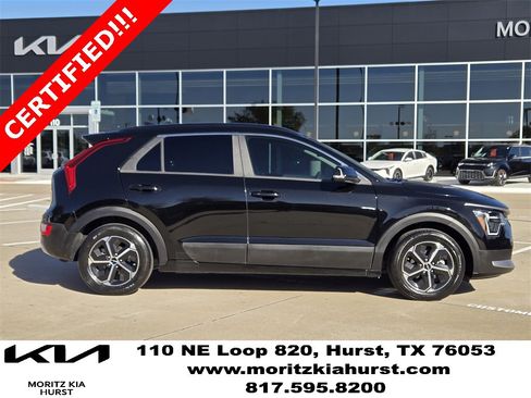 Certified 2024 Kia Niro EX image 10