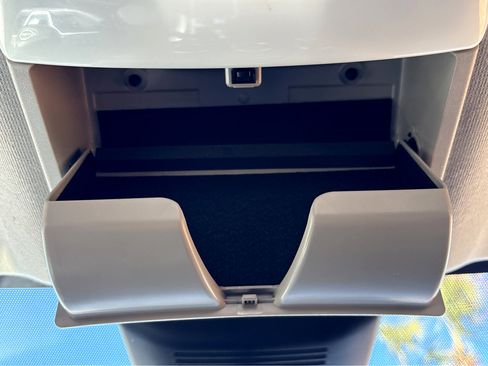 Certified 2024 Nissan Sentra SV image 30