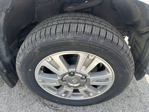 Used 2015 Toyota Tundra 1794 Edition AWD/4WD image 20