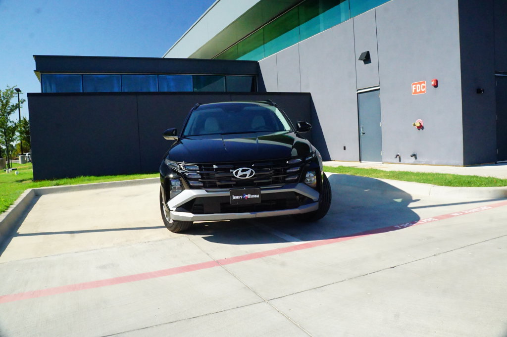 New 2026 Hyundai Tucson SEL w/ Tow & Go Package FWD image 2