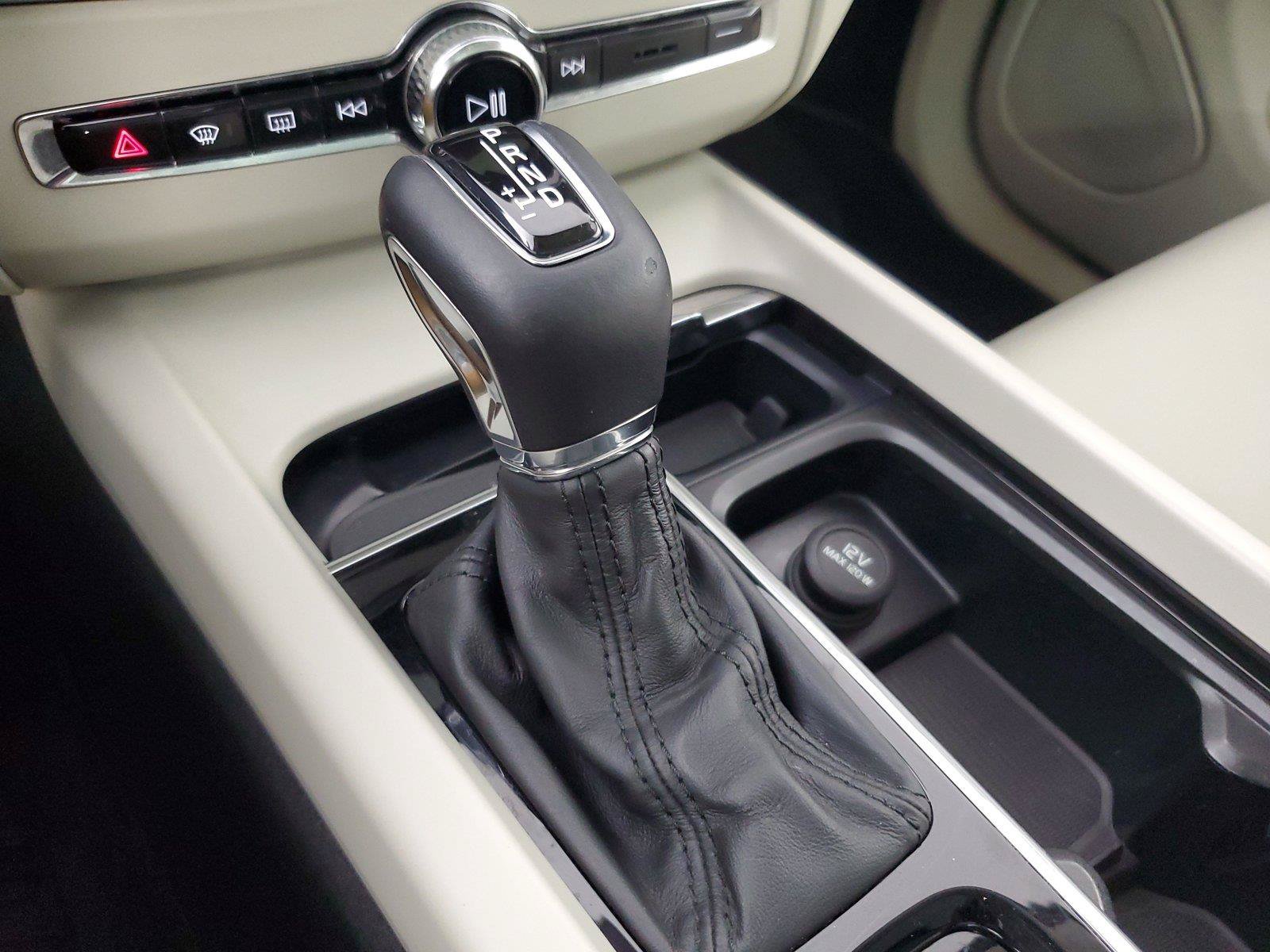 Used 2019 Volvo XC60 T5 Inscription AWD/4WD image 32