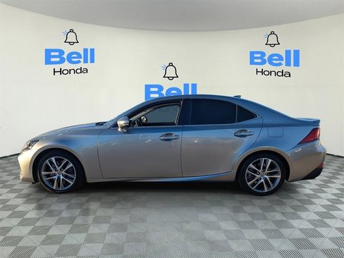Used 2019 Lexus IS 300 image 2