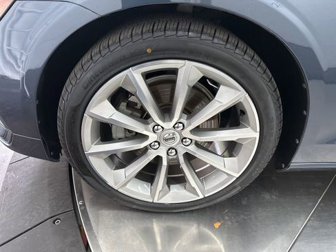 Used 2020 Volvo V60 T5 Momentum FWD image 13
