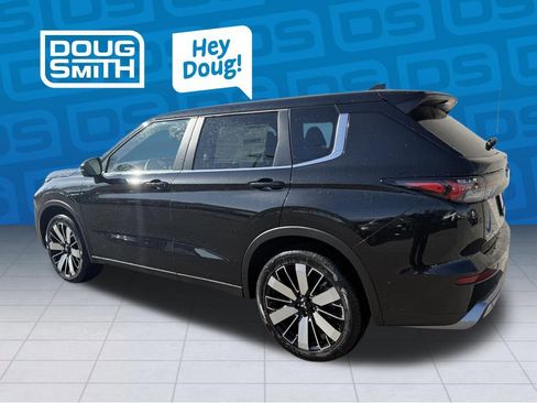 New 2026 Mitsubishi Outlander SE AWD/4WD image 2