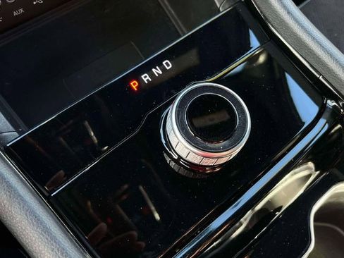 Used 2023 Jeep Grand Cherokee Altitude AWD/4WD image 11