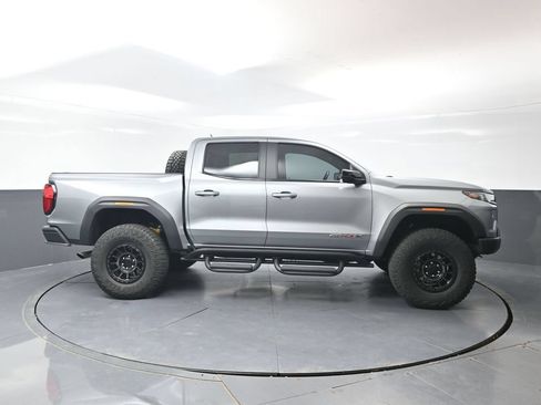 Used 2024 GMC Canyon AT4X w/ AT4X AEV Edition AWD/4WD image 4
