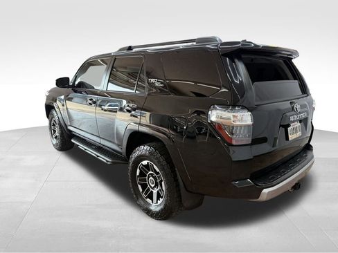 Used 2021 Toyota 4Runner TRD Off-Road Premium image 6