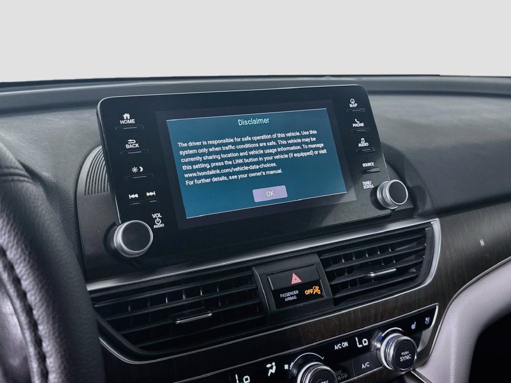Used 2018 Honda Accord Touring image 17