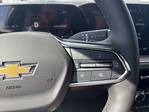 New 2026 Chevrolet Suburban Premier image 15