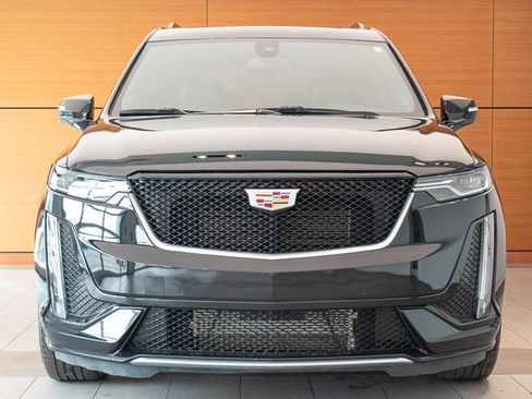 Used 2023 Cadillac XT6 Sport w/ LPO, Floor Liner Package AWD/4WD image 2