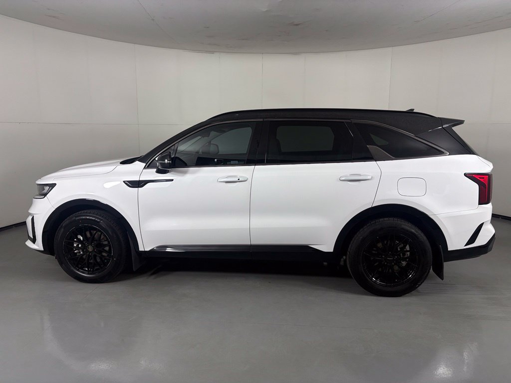 Used 2022 Kia Sorento S w/ Panoramic Sunroof Package FWD image 5