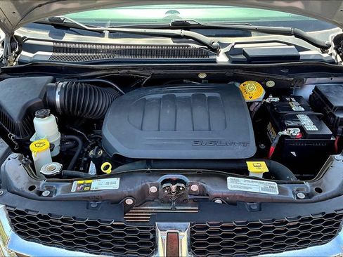 Used 2019 Dodge Grand Caravan SXT FWD image 30