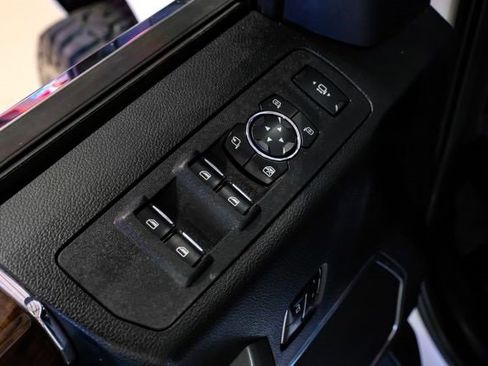 Used 2017 Ford F350 Platinum w/ Platinum Ultimate Package image 42