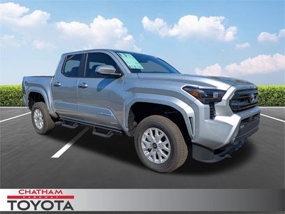 New 2025 Toyota Tacoma SR5