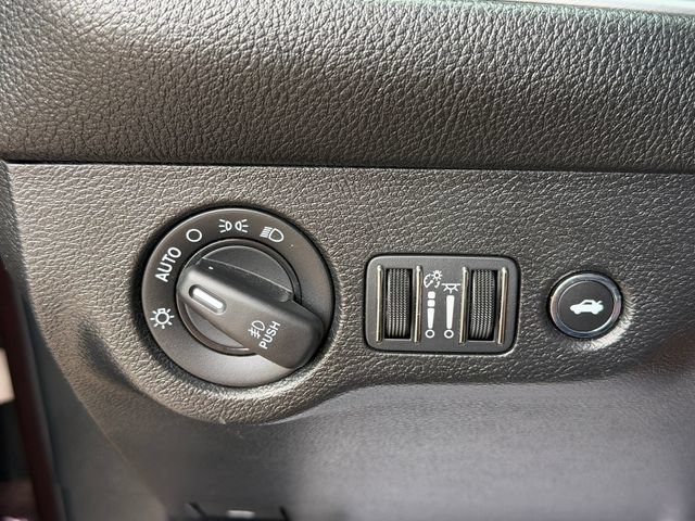 Used 2021 Dodge Challenger R/T Scat Pack RWD image 28
