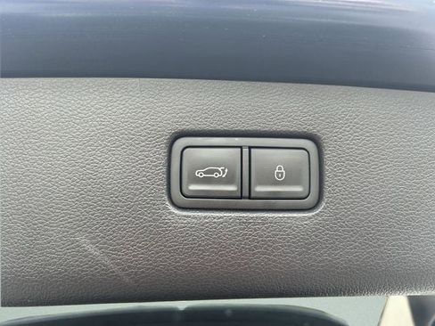 Used 2025 Genesis GV80 2.5T Standard image 16