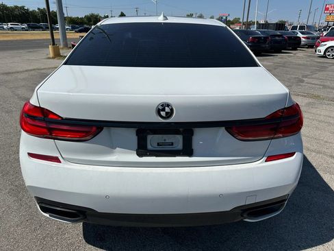 Used 2019 BMW 740i w/ M Sport Package RWD image 34