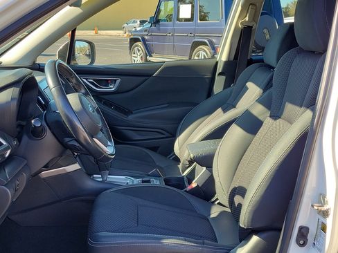 Used 2020 Subaru Forester Premium image 22