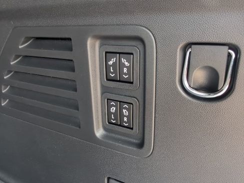 New 2026 Chevrolet Traverse RS w/ LPO, Floor Liner Package FWD image 12