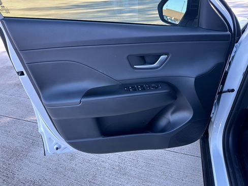 New 2026 Hyundai Kona SEL Premium image 8