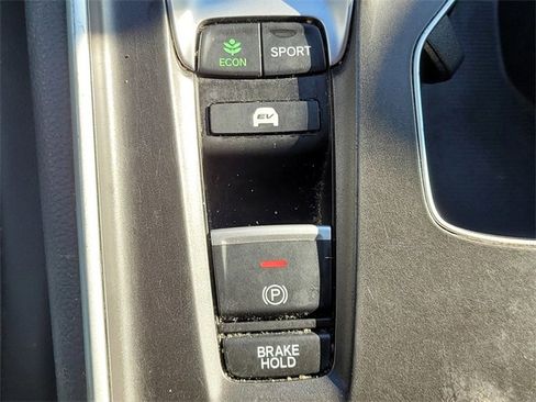 Used 2022 Honda Accord Sport image 25
