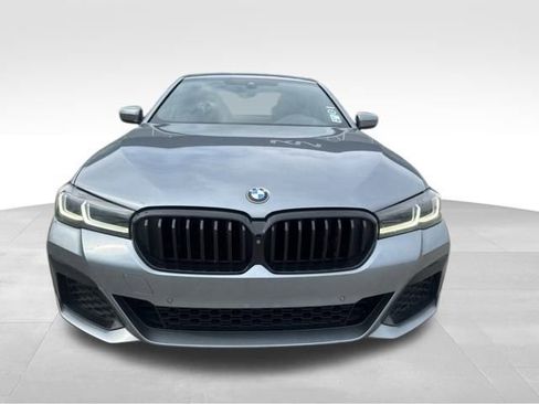 Used 2021 BMW 530i w/ M Sport Package image 3