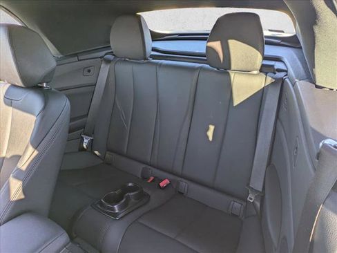 Used 2018 BMW 230i Convertible image 17