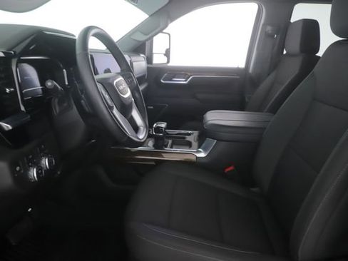Used 2025 GMC Sierra 1500 Elevation w/ Preferred Package image 16